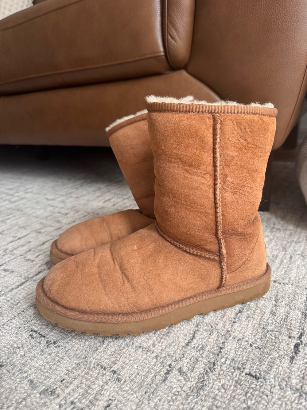 Ugg Classic Short boots in chestnut 8